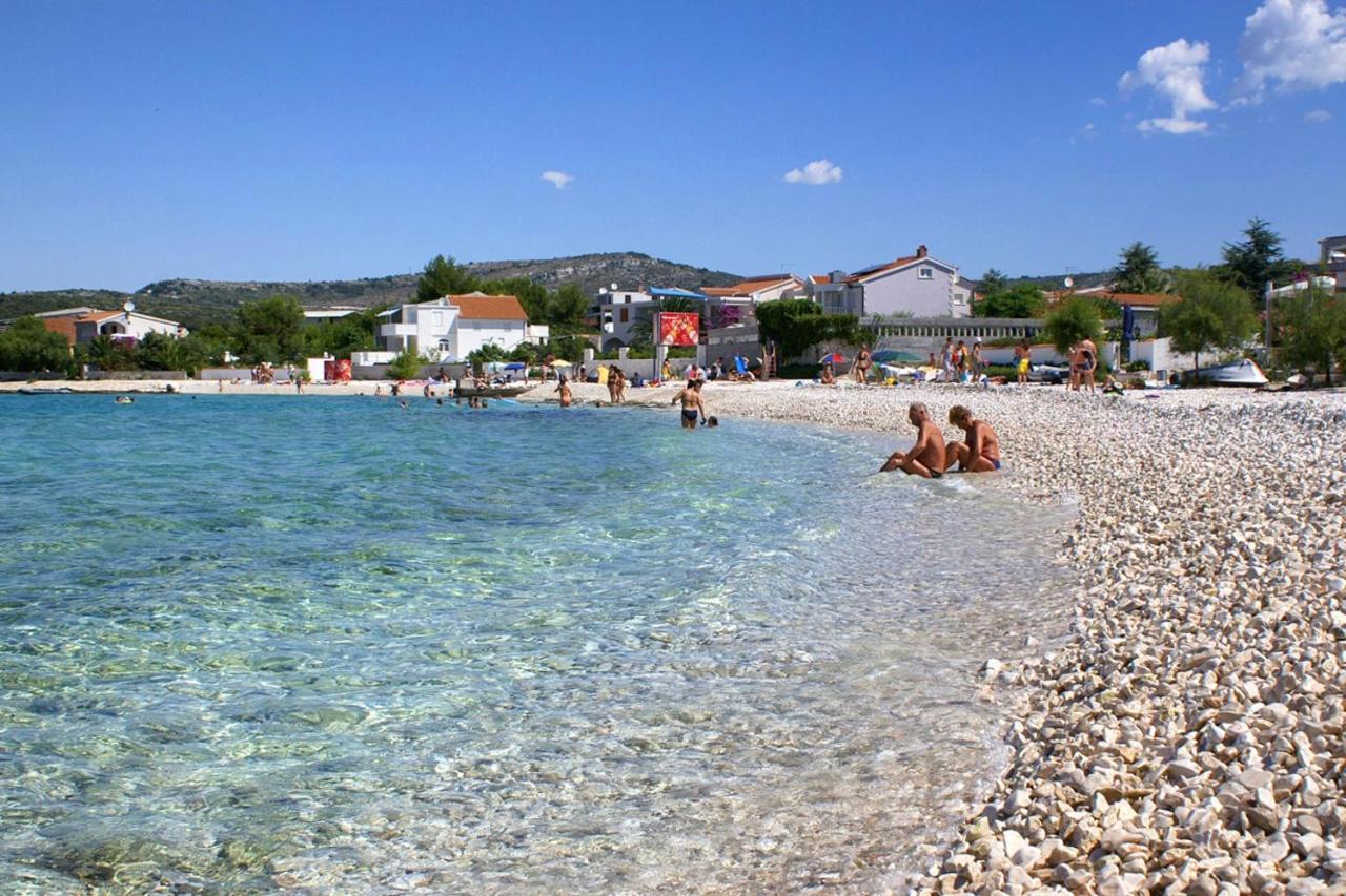 Family Friendly Apartments With A Swimming Pool Rogoznica - 7557 Exterior foto